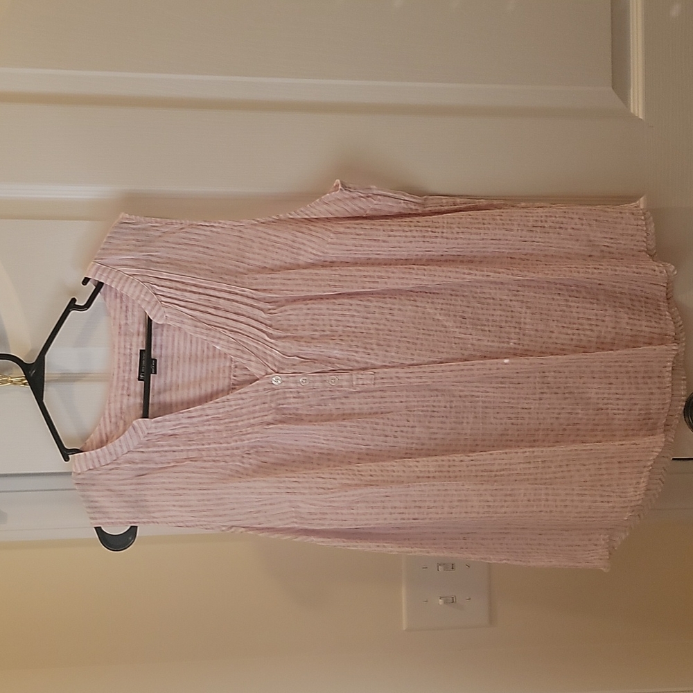 ND Directions sleeveless shirts